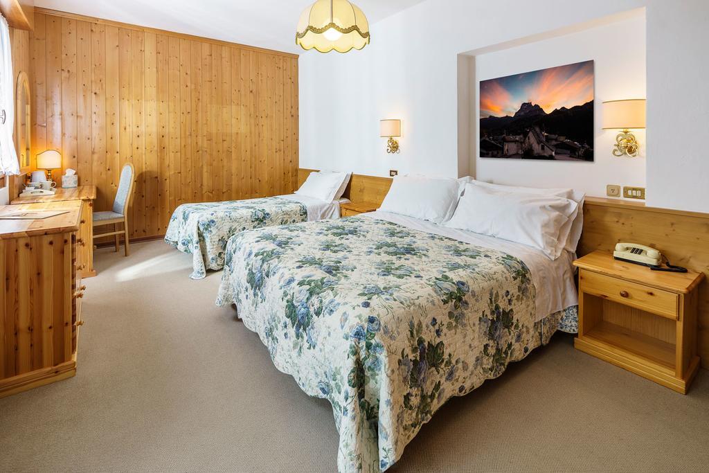 Hotel Roma 圣维托-迪卡多雷 客房 照片