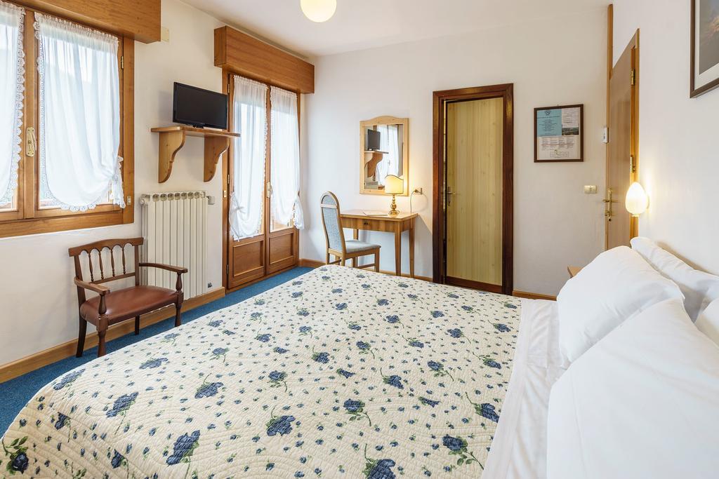 Hotel Roma 圣维托-迪卡多雷 客房 照片