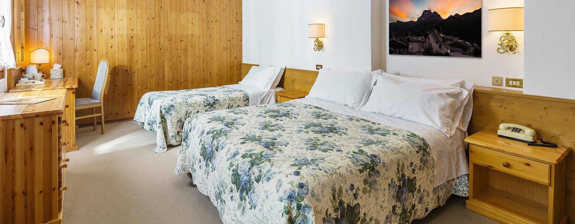 Hotel Roma 圣维托-迪卡多雷 外观 照片